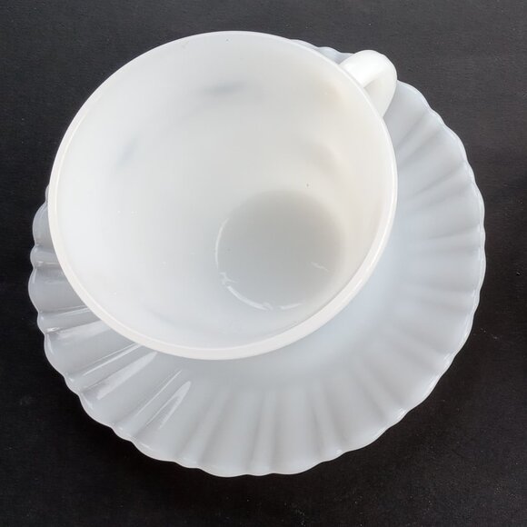 VTG MCM Opal Milk Glass 2 Cups w/Saucers Termocrisa Rare Fire King Pyrex - Picture 8 of 16